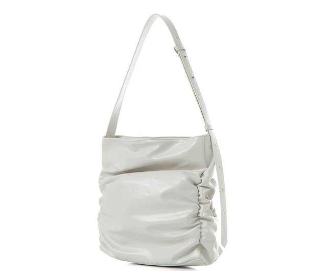 【SQUARE LINE】Hurr shoulder bag Korean Brand SQUARE line Hurr Shoulder Bag - Shop square