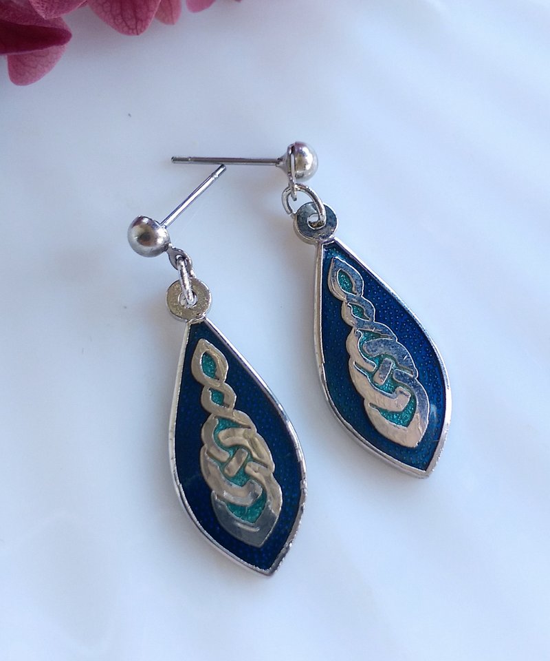 Vintage Jewelry  景泰藍 CELTIC 凱爾特繩結 藍底 針式耳環 - 耳環/耳夾/耳骨夾 - 其他金屬 金色
