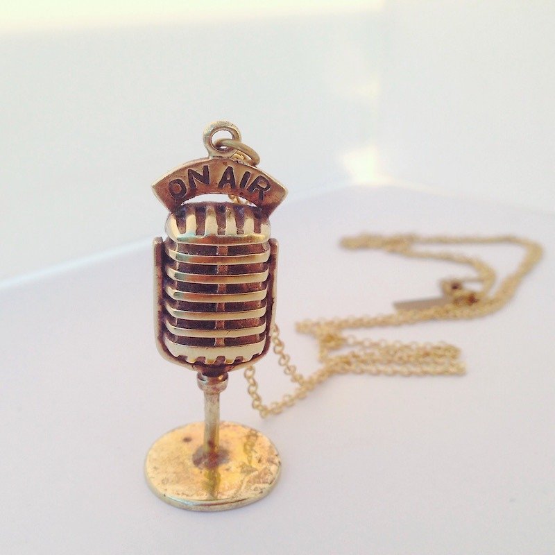 Vintage microphone pendant in brass ,Rocker jewelry ,Skull jewelry,Biker jewelry - สร้อยคอ - โลหะ 