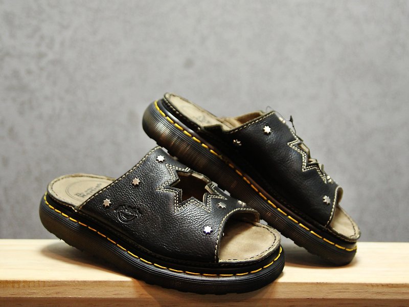 Tsubasa.Y Ancient House Black 001 Stamina Martine Slippers, Dr.Martens England - Women's Casual Shoes - Other Materials 