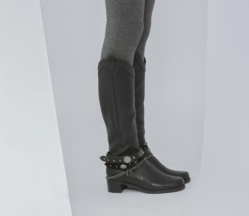 Detachable rivet accessories full leather boots black - Women's Boots - Genuine Leather Black