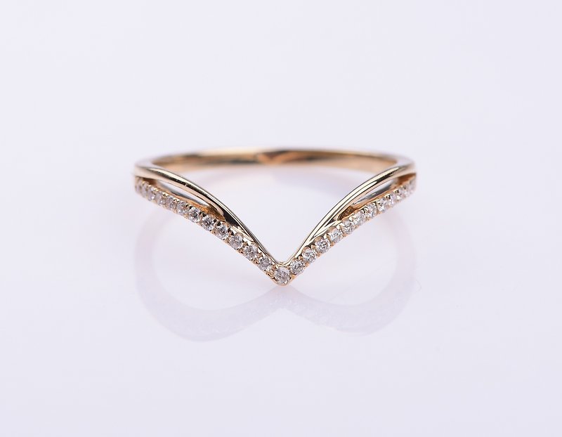 獨特設計V型戒指 婚戒訂製 - 戒指 - 鑽石 金色