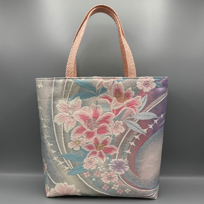 着物 帯 帯締め ハンドメイド トートバッグ リメイク ピンク 百合 - 手提包/手提袋 - 絲．絹 粉紅色