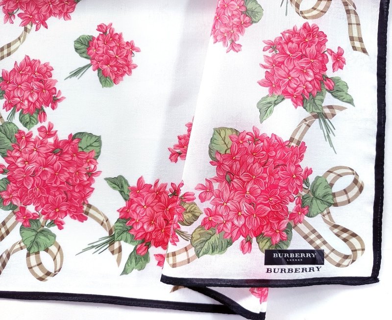 Burberry Vintage Handkerchief Floral Hydrangea with Check Ribbon 20 x 20 inches - 手帕 - 棉．麻 紅色