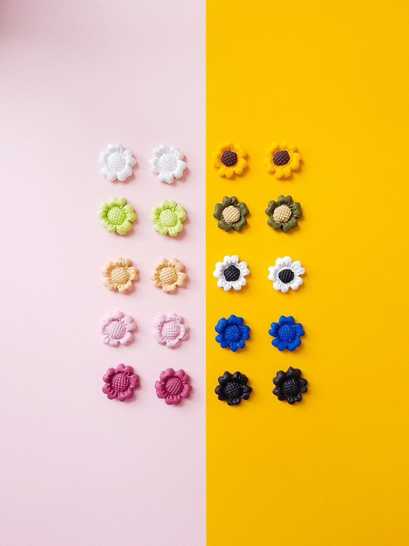 Cute Colorful Daisy Sunflower Polymer Clay Stud Earrings/Clip On Earrings - Earrings & Clip-ons - Pottery Multicolor