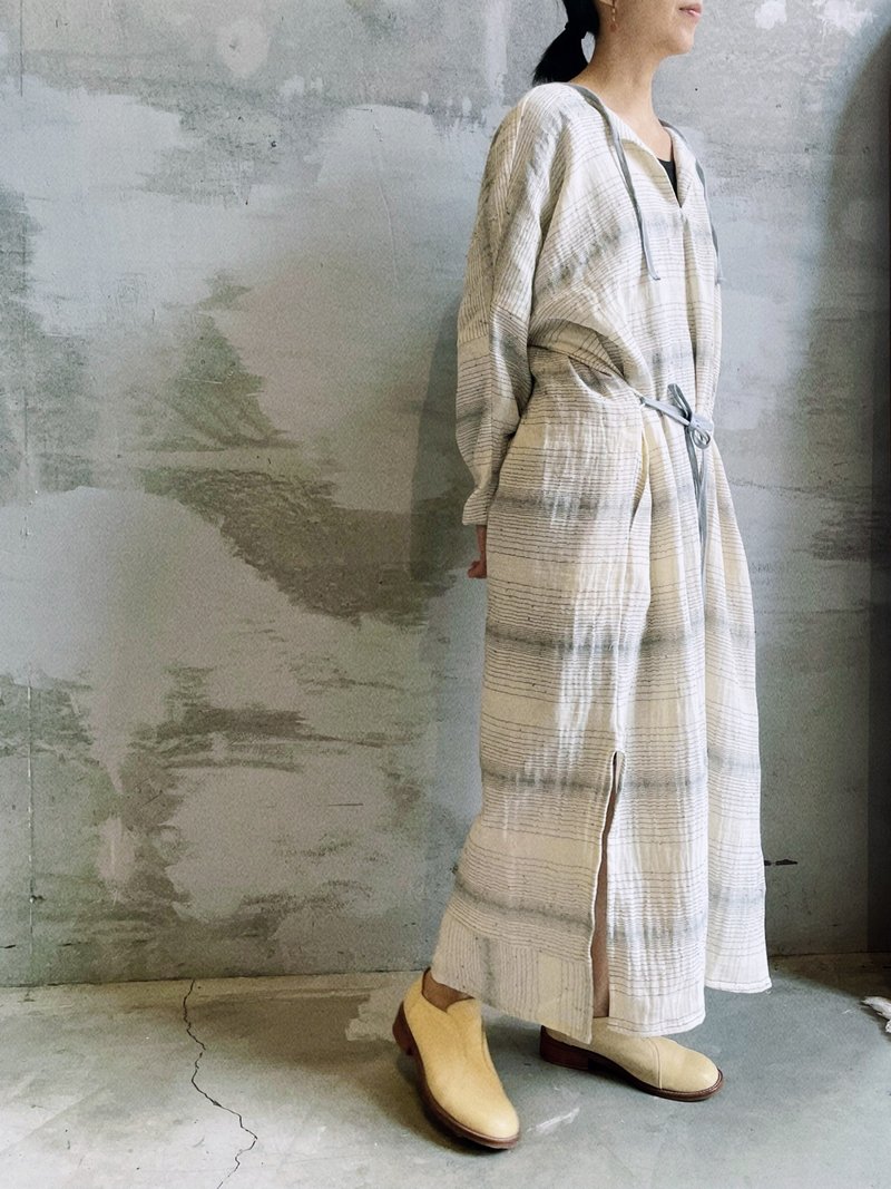 Electrocardiogram Weave Double Gauze Dress / Pure Cotton / Long Sleeve / Tie-Waist / Pockets / Soft - ชุดเดรส - ผ้าฝ้าย/ผ้าลินิน ขาว