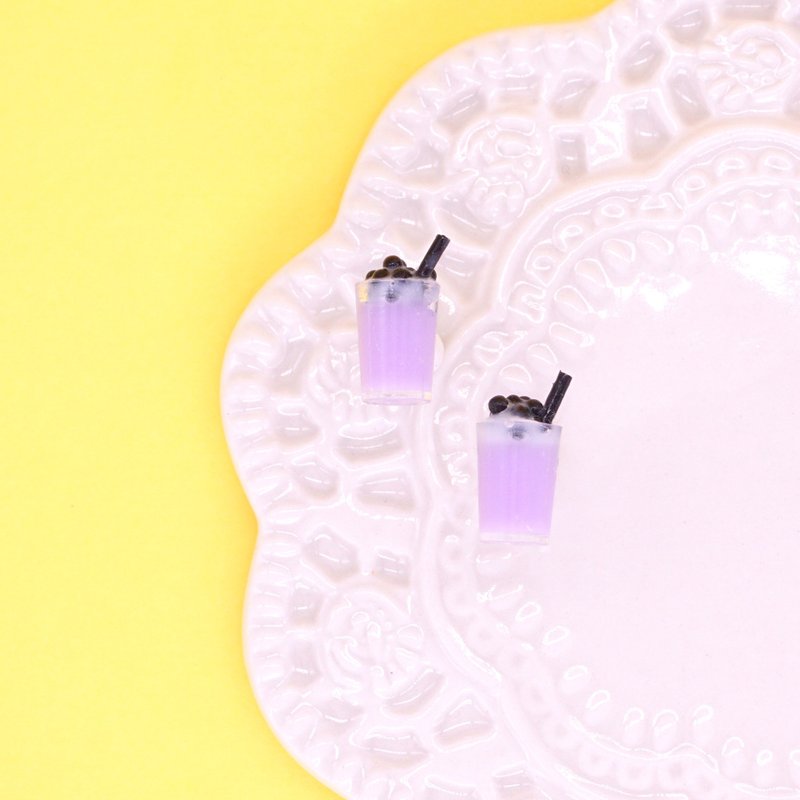 ** Playful Design** UV Resin Miniature Iced Tara Bubble Tea Earrings/Ear Clips - ต่างหู - วัสดุอื่นๆ สีม่วง