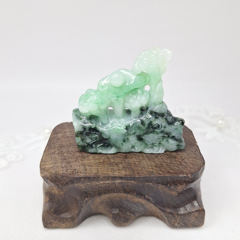 Ice green floating flowers and dead wood spring ornaments | Natural Burmese jade A grade jadeite - ของวางตกแต่ง - หยก 