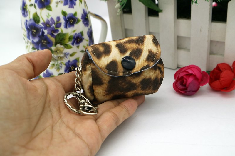 Leopard Mini Wallet Strap Charm Key Ring*SK* - ที่ห้อยกุญแจ - ผ้าฝ้าย/ผ้าลินิน สีนำ้ตาล