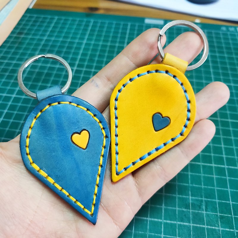 Couple key ring customized gift confession must be heart-to-heart, Valentine's day gift sniffing leather hand-made - Keychains - Genuine Leather Blue