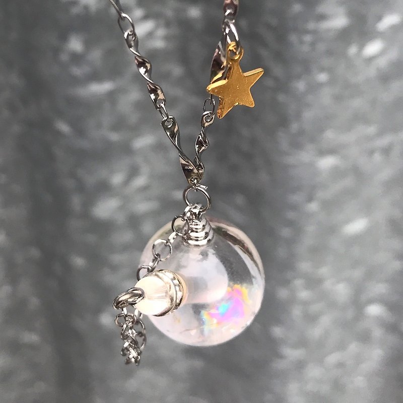 【Lost And Find】Natural rainbow in crystal Ball perfume bottle necklace - Necklaces - Gemstone Multicolor