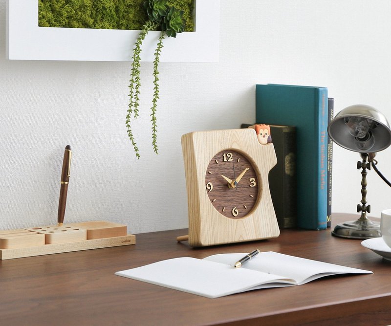 Asahikawa Craft Studio Pecker Stump Wall Clock KK-1 - นาฬิกา - ไม้ 