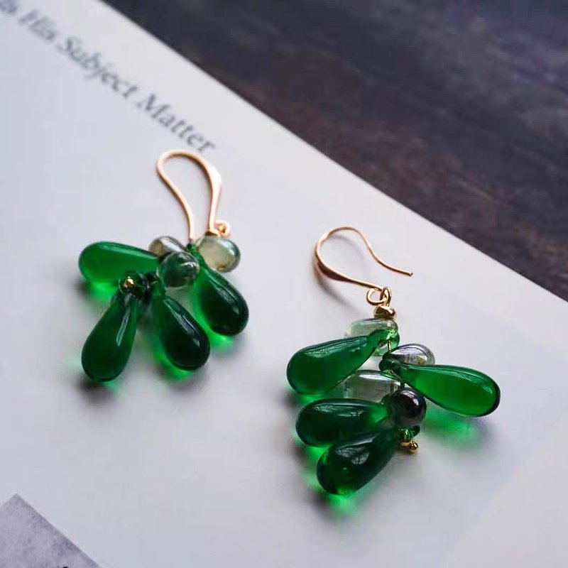 Spring Leaves Handmade Glaze Vintage Elegant Pierce Ear Clip - ต่างหู - กระจกลาย 