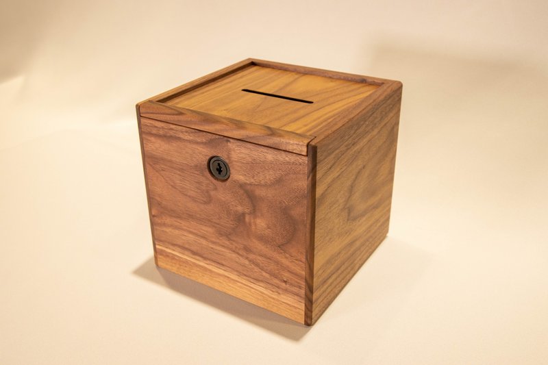 [It must be wood] Solid wood money box - Coin Banks - Wood Brown