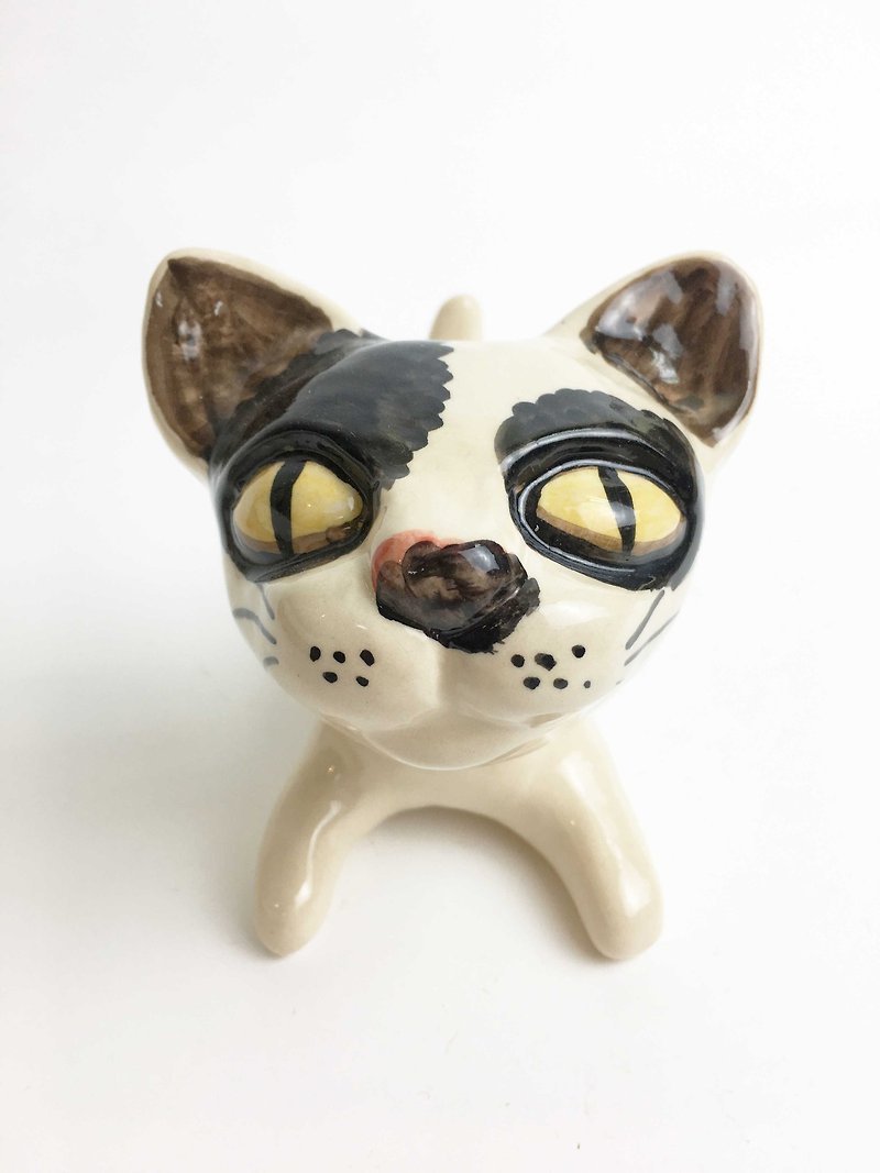 Nice Little Clay three-dimensional hand-decorated _ Happy cat 0506-01 - Items for Display - Pottery Multicolor