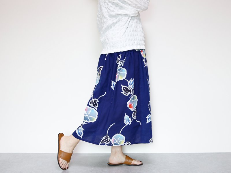 YUKATA SKIRT -浴衣地を使ったフレアスカート-ロング 帰省や夏祭りにも - 裙子/長裙 - 棉．麻 藍色