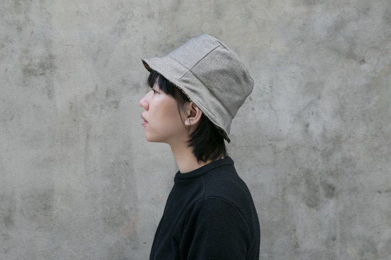 Double-sided fisherman hat-winter gray jacquard, floral jacquard | earth color | ethnic style - หมวก - ผ้าฝ้าย/ผ้าลินิน สีเทา