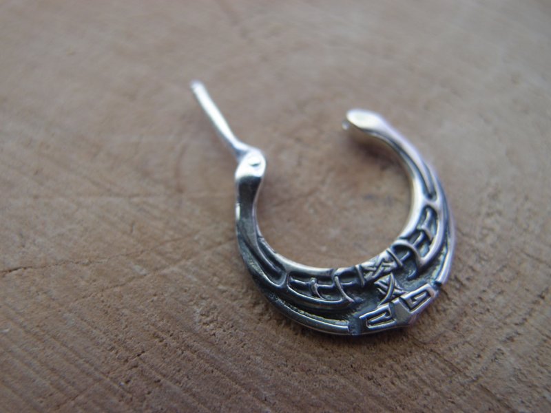 ミョルニル メンズ セプタムリング トールハンマー ヴァイキング ノーズピアス - ピアス・イヤリング - スターリングシルバー シルバー