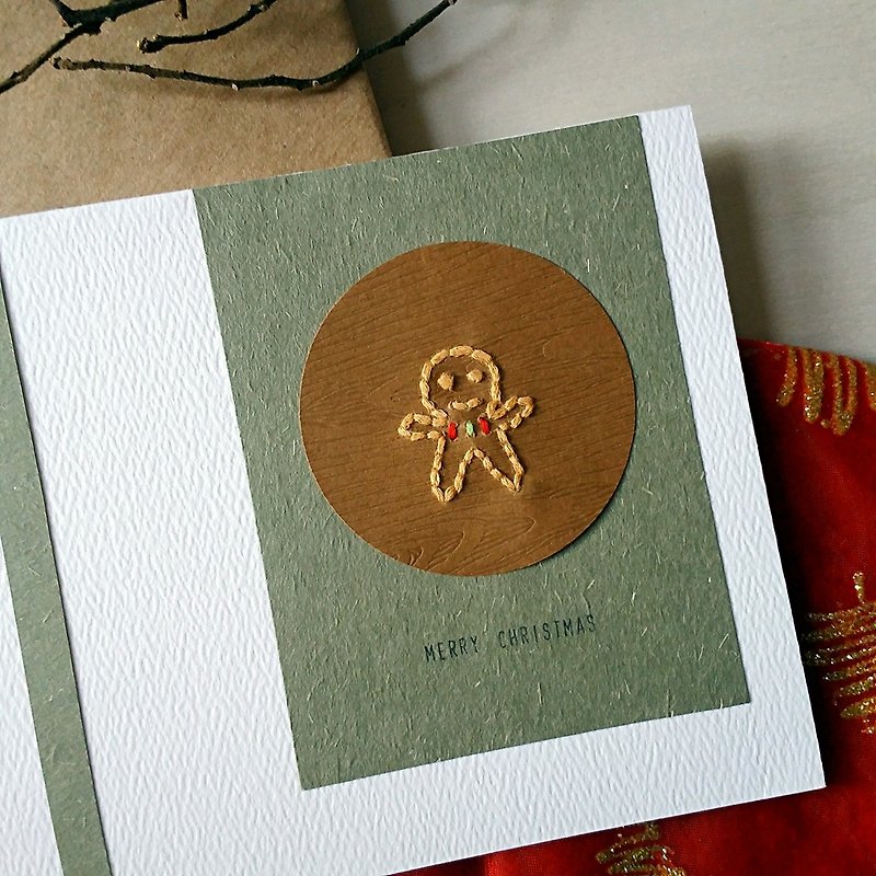 Hand-stitched image Christmas card (gingerbread man) (original) - การ์ด/โปสการ์ด - กระดาษ หลากหลายสี