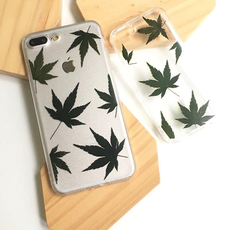 Classic maple leaf mobile phone case - Phone Cases - Acrylic Green