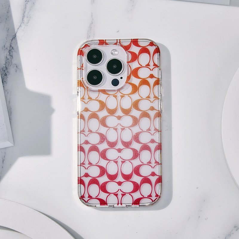 送贈品【COACH】iPhone 14 系列 /16e 精品手機殼 粉紅經典大C - 手機殼/手機套 - 塑膠 粉紅色