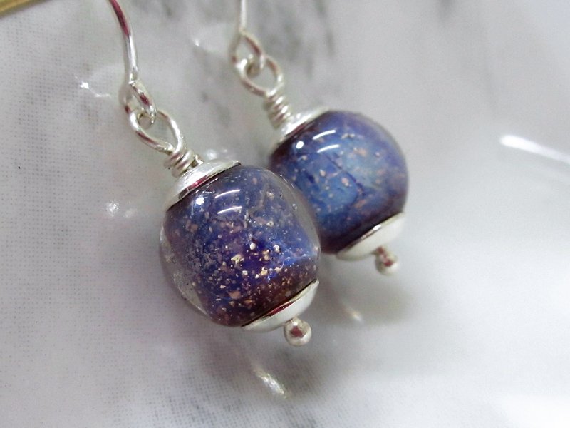 ×| 小宇宙系列 |× 925純銀U型耳勾小紫星球琉璃耳環(一對) - 耳環/耳夾 - 玻璃 多色