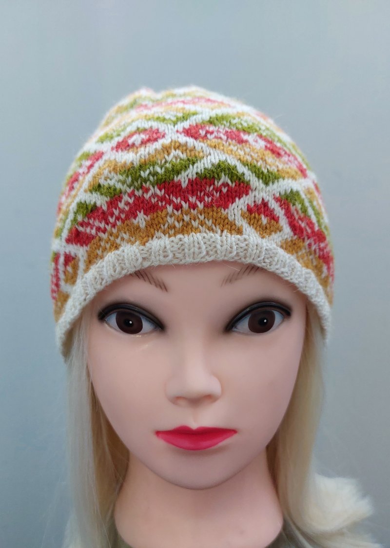 Women's Knitted wool cap with handmade jacquard pattern - 帽子 - 羊毛 多色