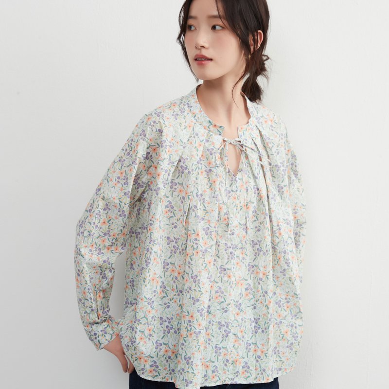 Flower lover print 100% cotton long sleeve tuck design blouse / Natural print shirt - เสื้อเชิ้ตผู้หญิง - ผ้าฝ้าย/ผ้าลินิน หลากหลายสี