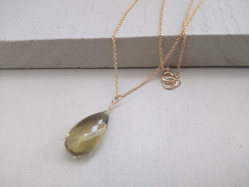 olive color quartz k14gf necklace - Necklaces - Crystal Green