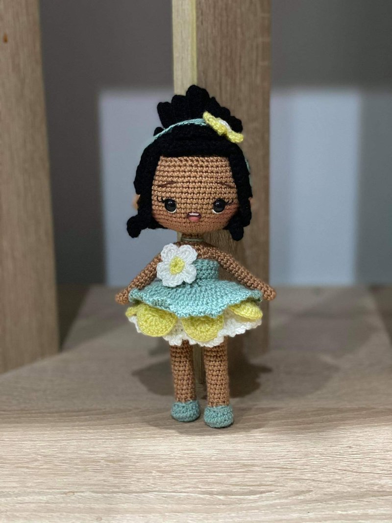 crochet doll , tiana princess , princess doll, princessandthefrog , amigurumi - 公仔/玩偶 - 其他材質 多色