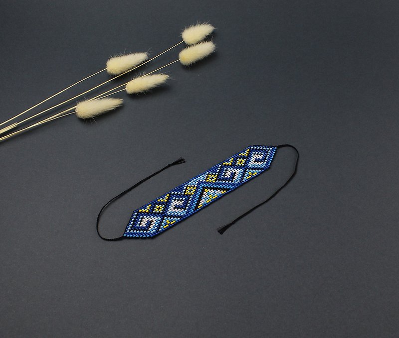 Handmade beaded bracelet jewelry for women - 手鍊/手鐲 - 玻璃 藍色