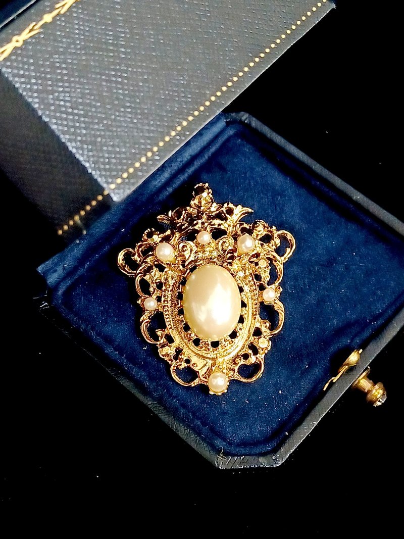 vintage jewelry  M Jent 維多利亞風格 雅致 別針 - 胸針 - 其他金屬 