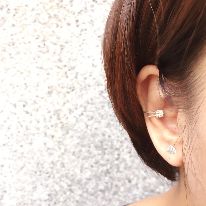 MIH Metalworking Jewelry | Dazzling Hearts & Arrows Ear Cuff - Earrings & Clip-ons - Sterling Silver Silver