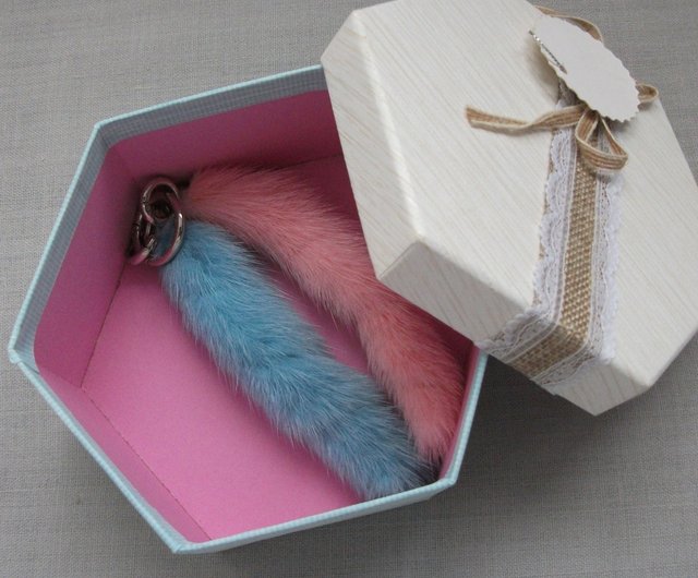 Pink mink tail keychain for keys or bags - Shop BROSHKI-KROSHKI