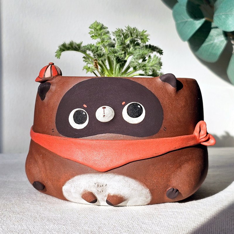 Dark brown tanuki plant pot. Handmade succulent planter. - 花瓶/花器 - 陶 