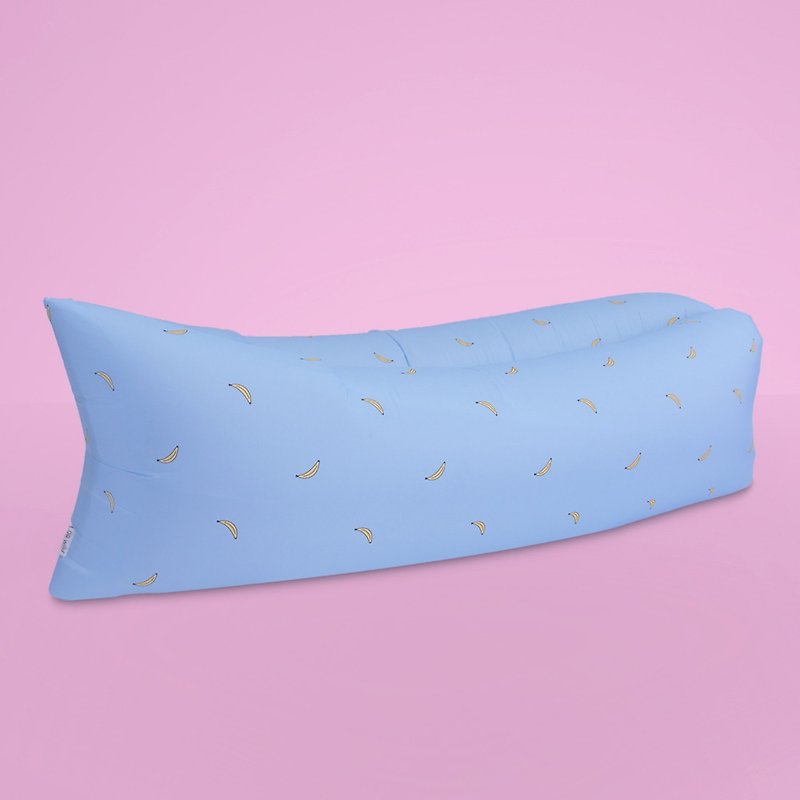 Go Wild懶懶蕉空氣沙發床-粉藍色 附收納袋、地釘 收納後尺寸44x29cm(懶人床) - 野餐墊/露營用品 - 其他材質 多色