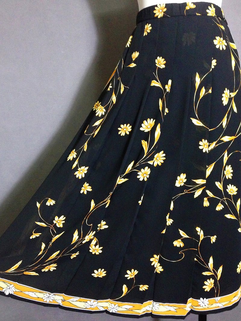 When vintage [antique dress / chiffon flower trim antique dress] abroad back to high texture - กระโปรง - เส้นใยสังเคราะห์ สีดำ