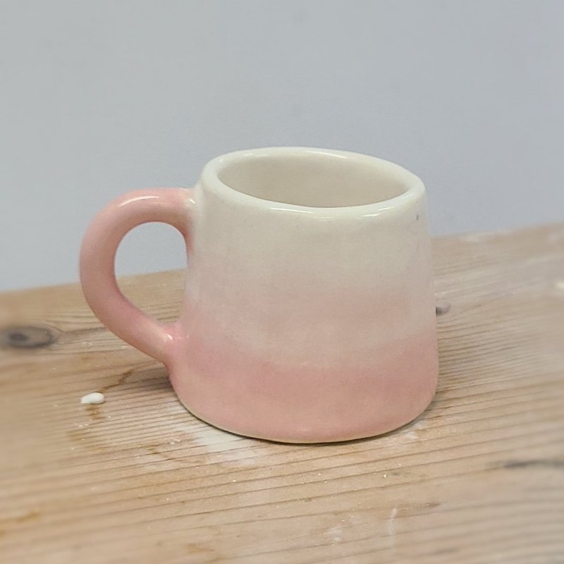 Pink Mount Fuji Espresso Cup - แก้วมัค/แก้วกาแฟ - ดินเผา สึชมพู