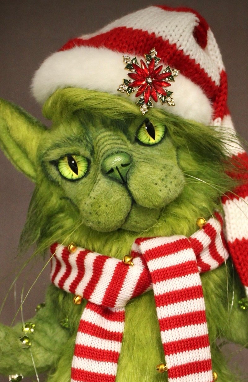 In Stock. Grinchy cat. Artist OOAK art doll. Grinch stuffed animal artist toy. - 公仔/玩偶 - 聚酯纖維 綠色