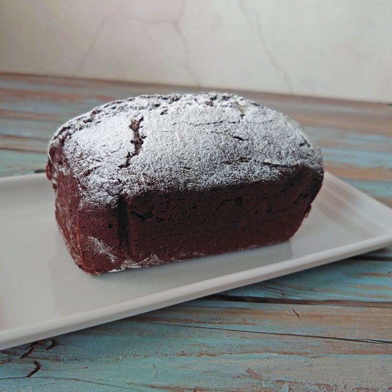 Valrhona pure cocoa pound cake pound cake pound cake - เค้กและของหวาน - วัสดุอื่นๆ สีนำ้ตาล