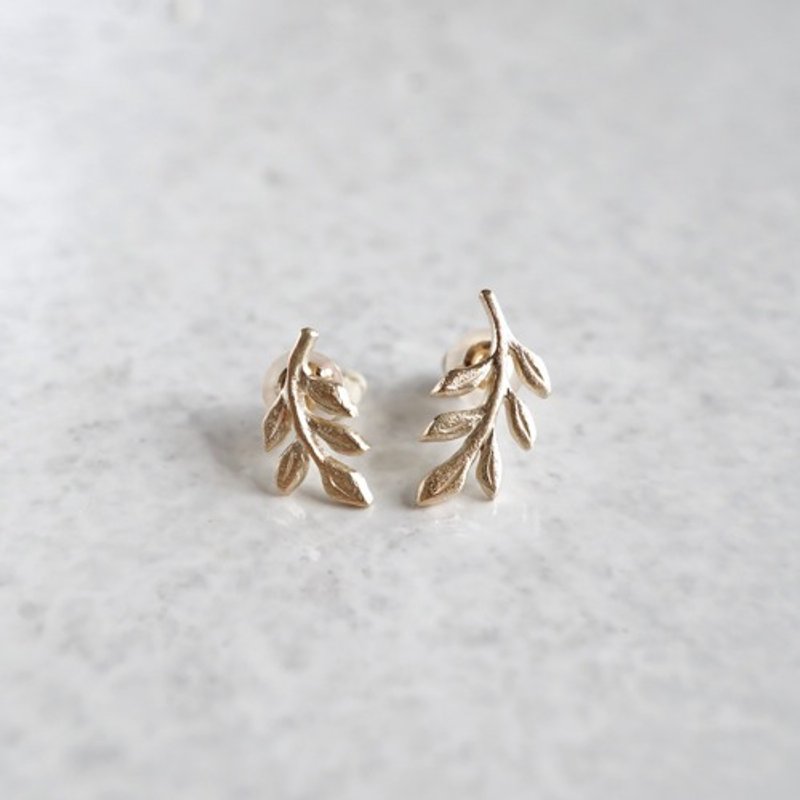 Foliage 5 leaves earrings  EP070K10 - 耳環/耳夾/耳骨夾 - 其他金屬 金色