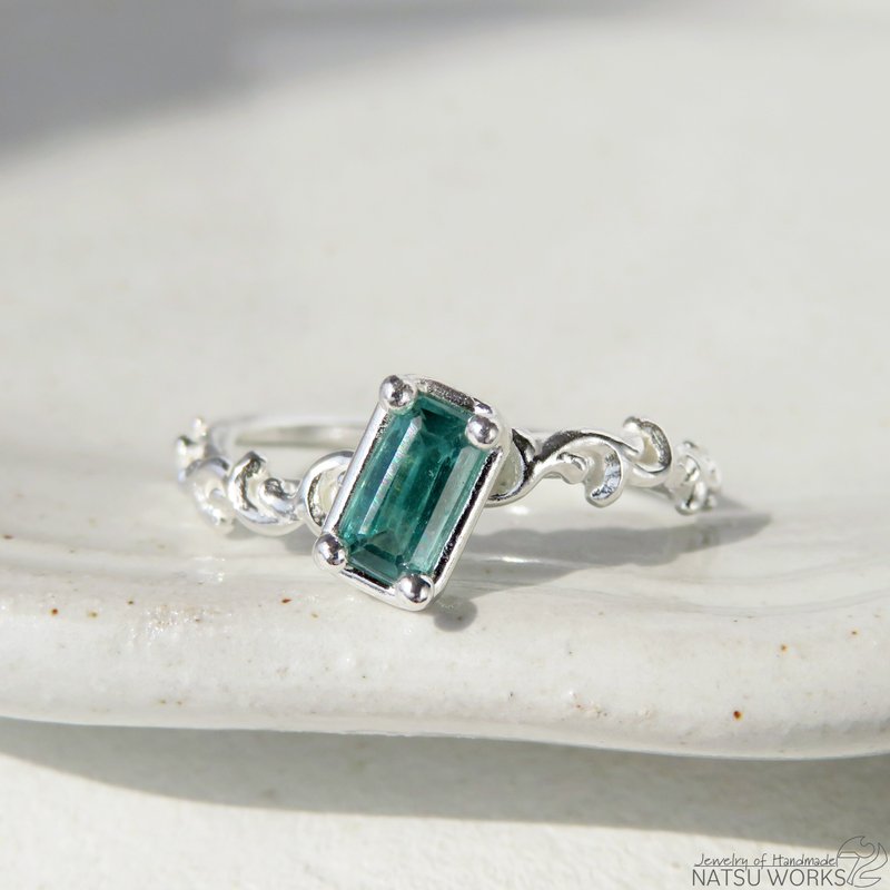 グリーン カイヤナイト リング / Kyanite Botanical Ring 〜 - 戒指 - 寶石 綠色