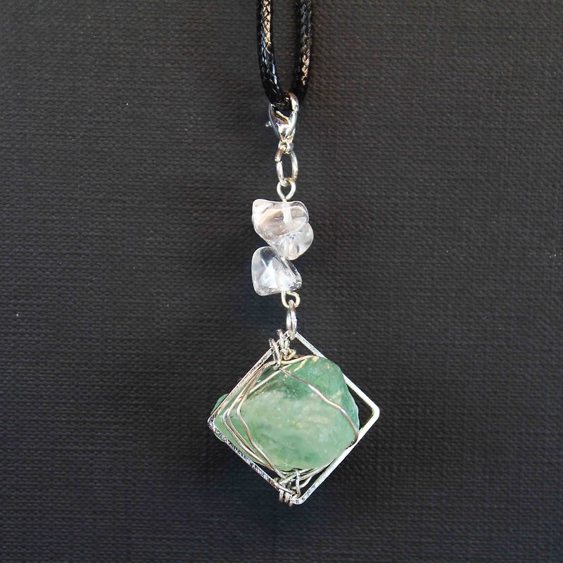 [] Heavenly Lake Tibet collection Series | dead memories | green fluorite | copper silver | Handmade Charm Necklace dust plugs, China Antique Jewelry - พวงกุญแจ - เครื่องเพชรพลอย สีเขียว