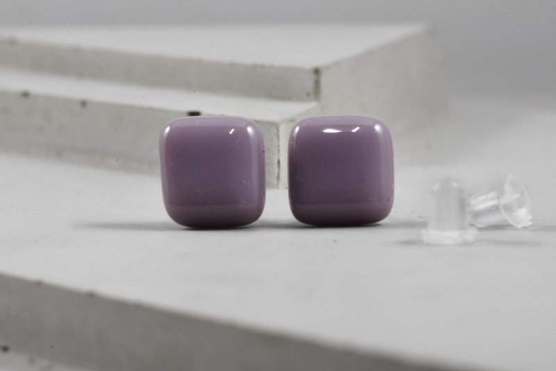 琉璃耳環-Pantone 2635 - 耳環/耳夾 - 玻璃 紫色