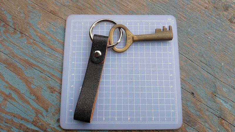 Taiwan's early antique copper key plus brand new handmade cowhide key ring (L) - Keychains - Copper & Brass 