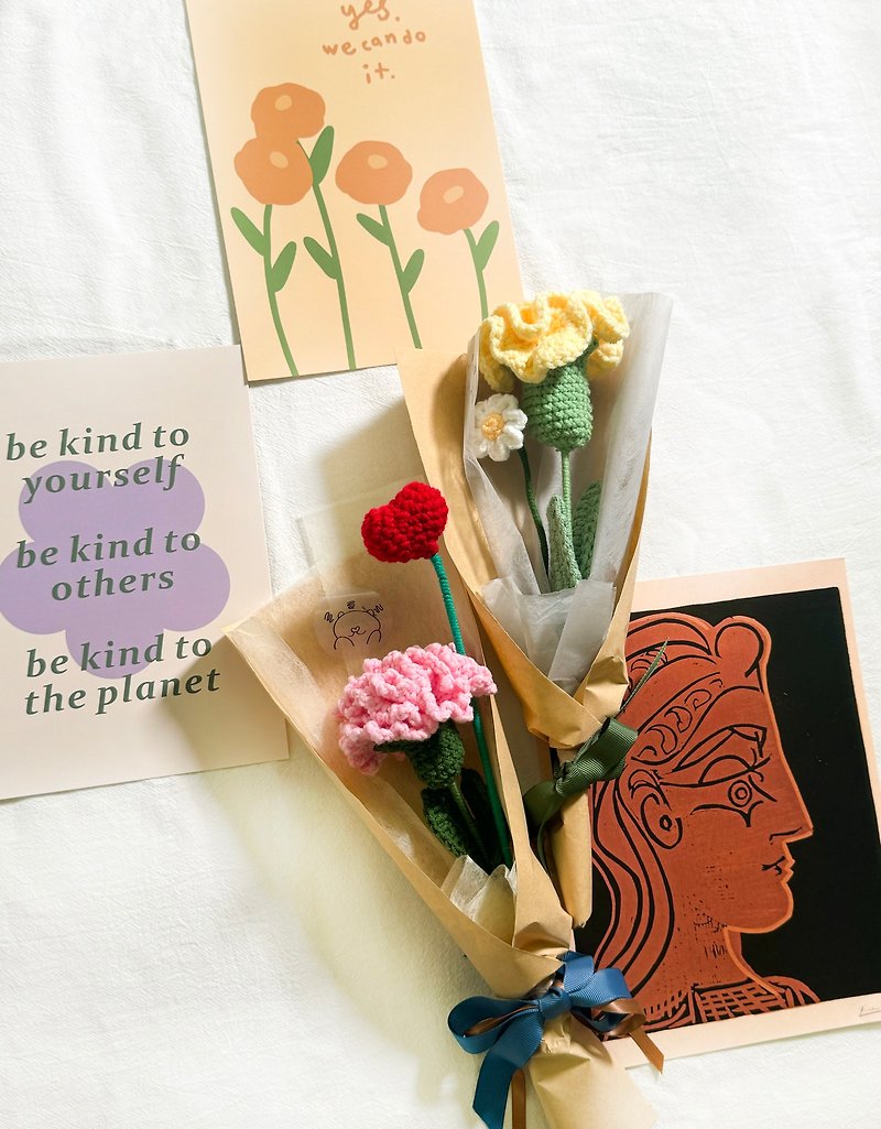 Elegant style carnation bouquet crocheted flowers can be customized in color - ของวางตกแต่ง - ผ้าฝ้าย/ผ้าลินิน หลากหลายสี