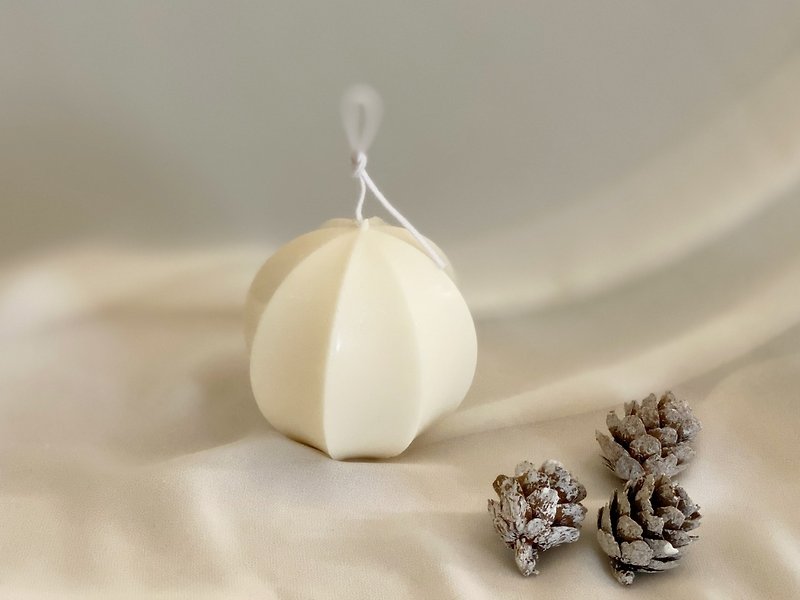 Octagonal ball shape scented candle - น้ำหอม - ขี้ผึ้ง 