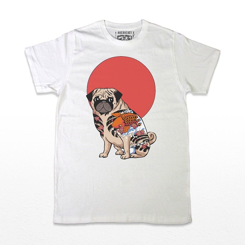 PUG Life • Yakuza Pug • Unisex T-shirt - เสื้อยืดผู้ชาย - ผ้าฝ้าย/ผ้าลินิน ขาว
