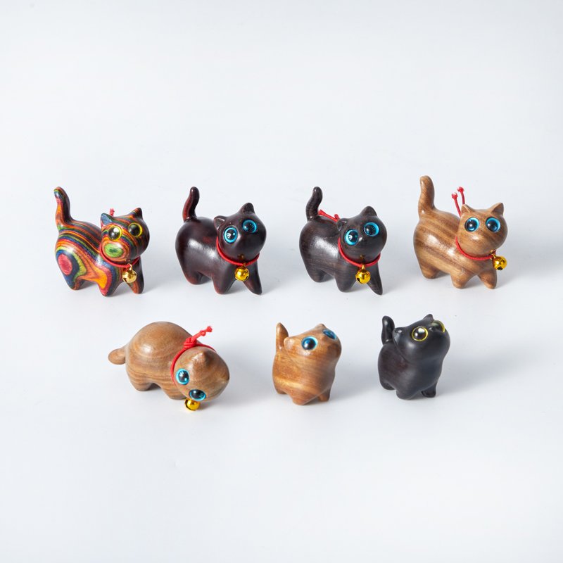 靈眸手雕木貓家族 - 擺飾/家飾品 - 木頭 多色