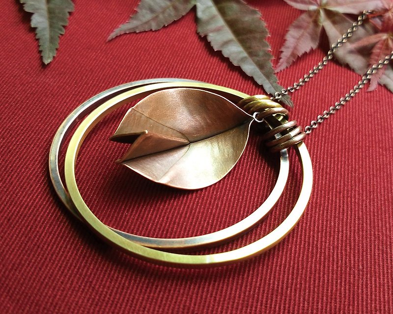 Ye Zhiqiu 75cm Necklace / Ag No. 053 - Necklaces - Copper & Brass Brown